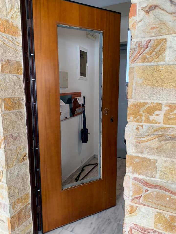 Αλλαγή κλειδαριάς!!