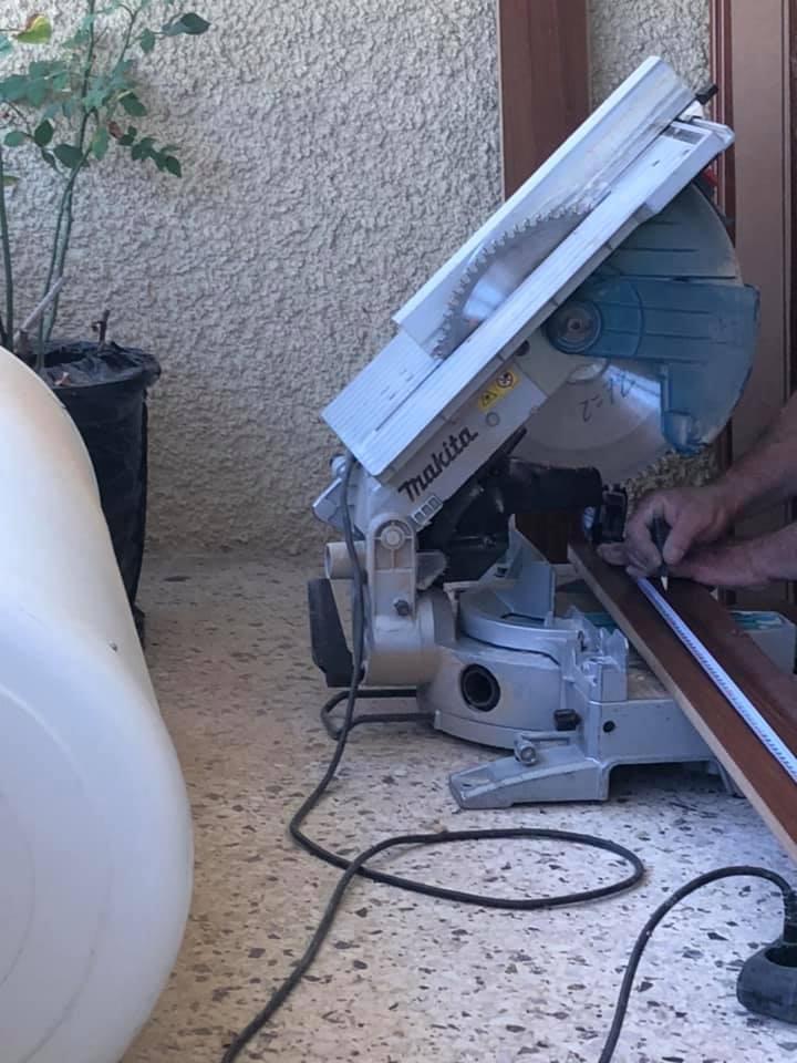 Τοποθέτηση πόρτας ασφαλείας — φωτογραφία 4