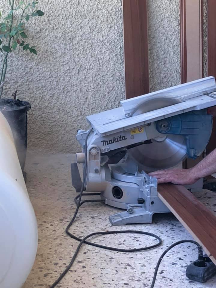 Τοποθέτηση πόρτας ασφαλείας — φωτογραφία 3